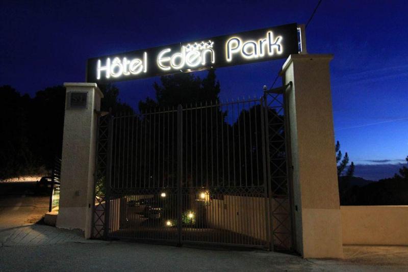 Hotel Eden Park Serriera  Zewnętrze zdjęcie