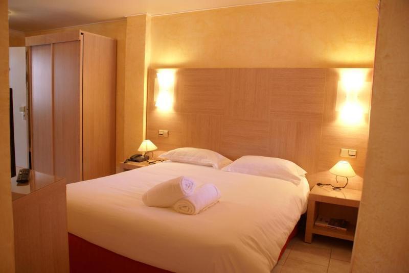 Hotel Eden Park Serriera  Zewnętrze zdjęcie